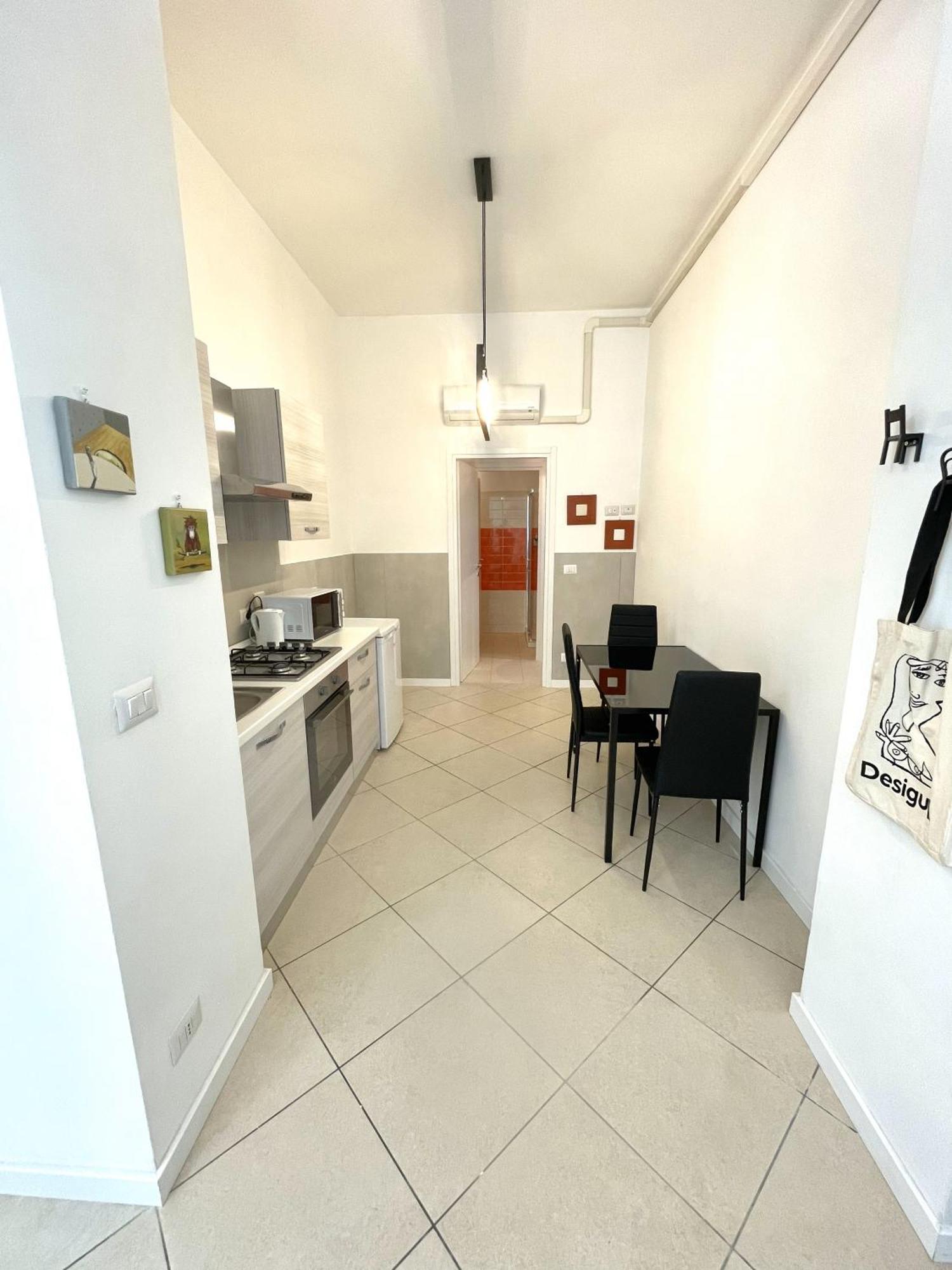 Toret Vanchiglia Studio Apartment Torino Kültér fotó